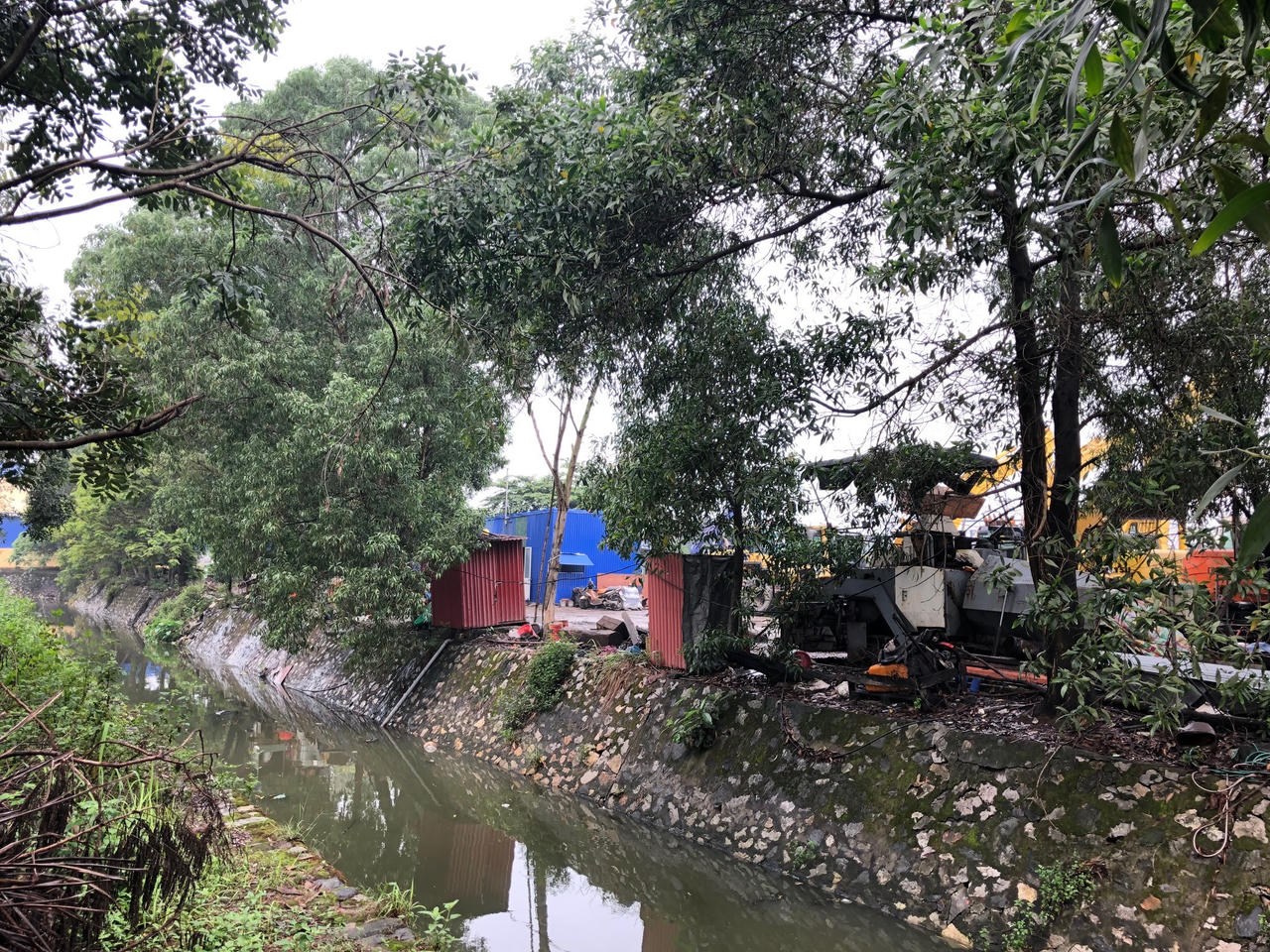 Cần xử lý dứt điểm “khu ổ chuột” ngay trước cửa trường Cao đẳng du lịch Hải Phòng