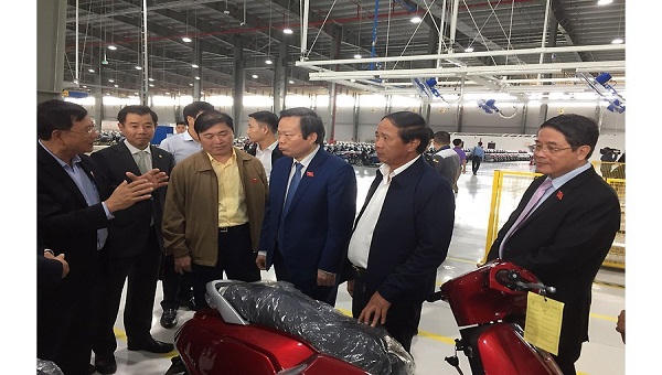 Đoàn công tác của Quốc hội thăm tổ hợp Nhà máy Vinfast tại Hải Phòng