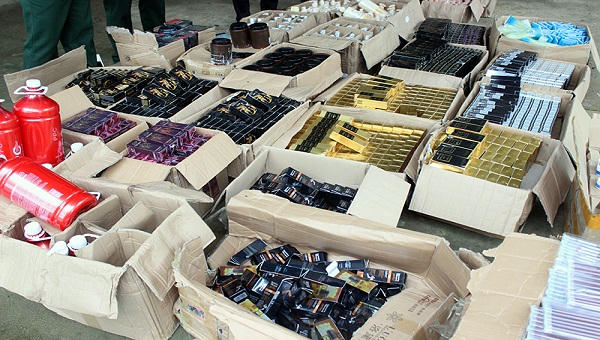 Quảng Ninh: Bắt giữ gần 4.000 sản phẩm mỹ phẩm không rõ nguồn gốc