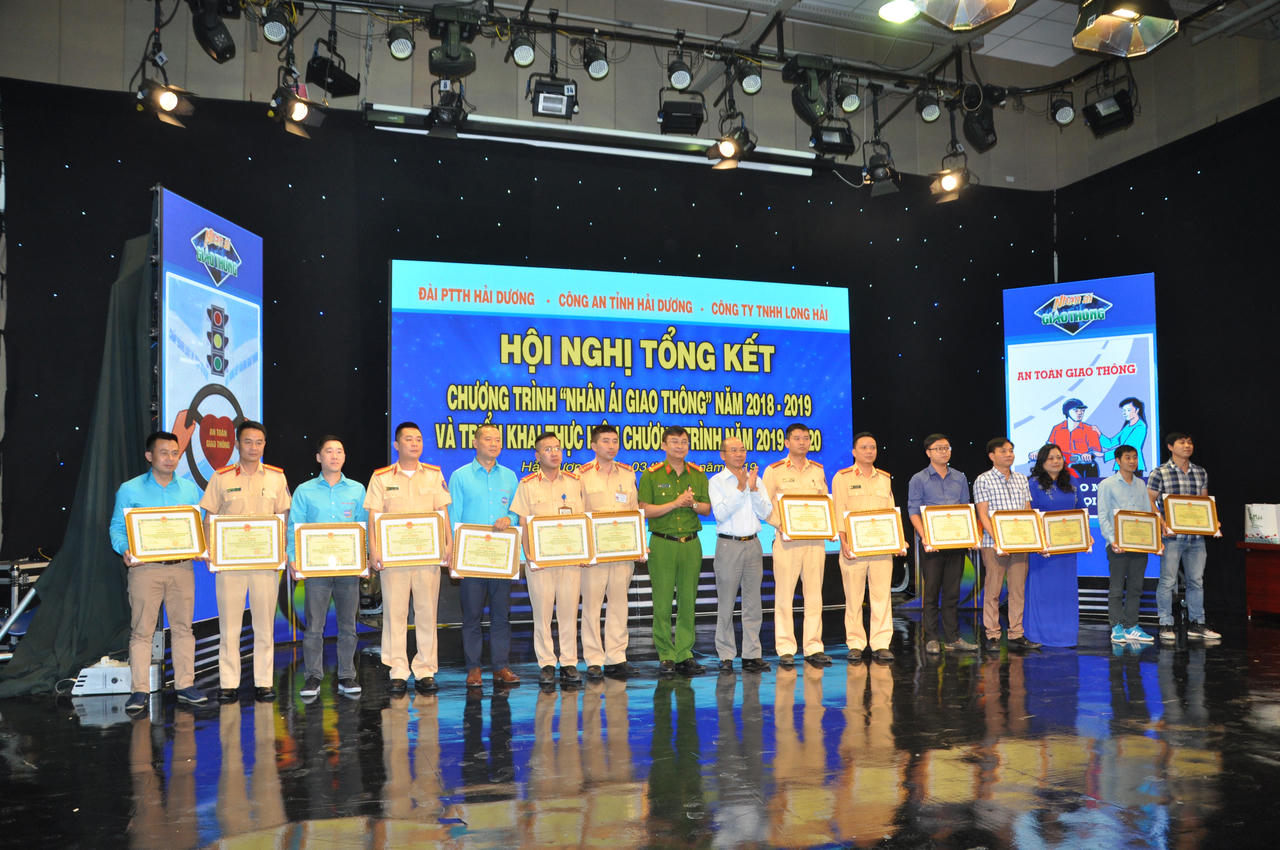  Hải Dương: Tổ chức tổng kết chương trình thực tế: “Nhân ái giao thông”