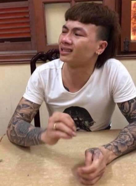 “Giang hồ” đóng phim, làm từ thiện: Phần nổi màu mè nhằm che đậy những góc chìm đen tối?