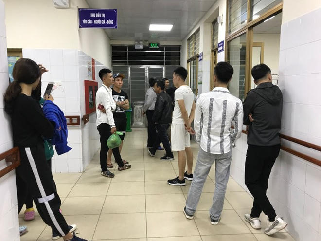 Xác định nhóm học sinh đánh hội đồng nữ sinh 17 tuổi