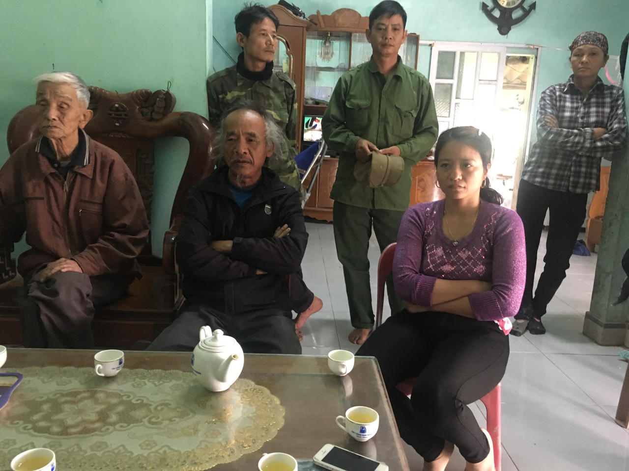 Hải Dương:  Đập gạch vào đầu hàng xóm chỉ vì cây dừa