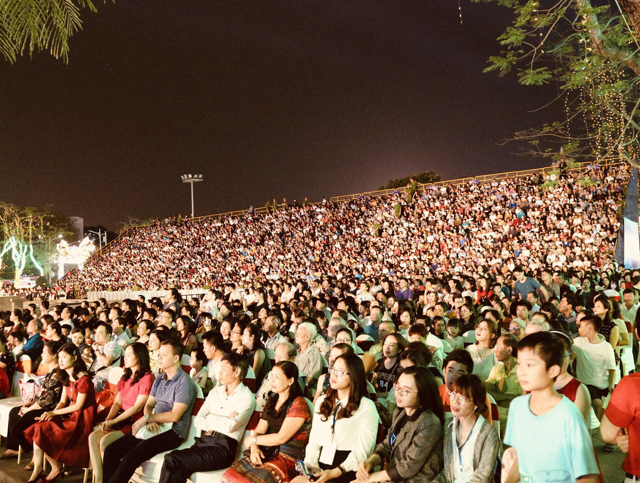 Hải Phòng 'cháy' hết mình trong đêm hội 'Điểm đến thành công'