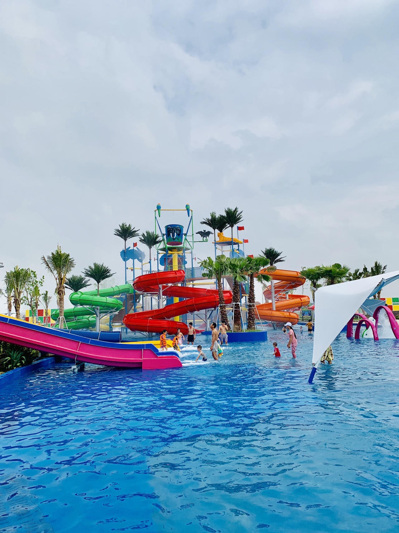 Một ngày trải nghiệm thú vị tại công viên nước Thanh Hà