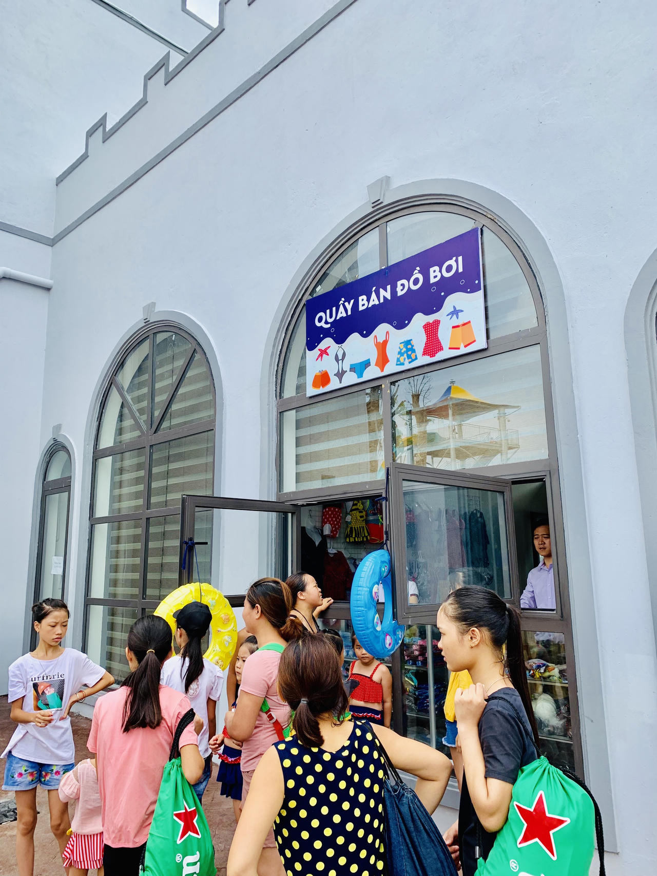 Một ngày trải nghiệm thú vị tại công viên nước Thanh Hà