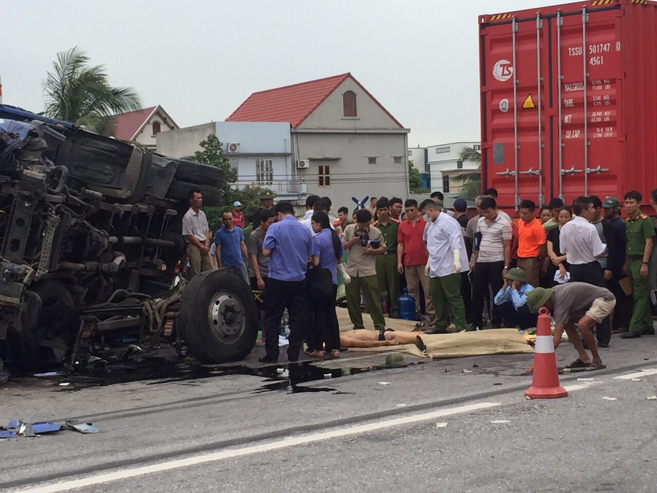 Danh tính nạn nhân vụ tai nạn giao thông thảm khốc hy hữu ở Hải Dương