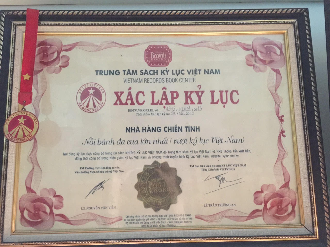Đầu bếp 8X Hải Phòng kể chuyện về nồi bánh đa cua xác lập kỷ lục lớn nhất Việt Nam