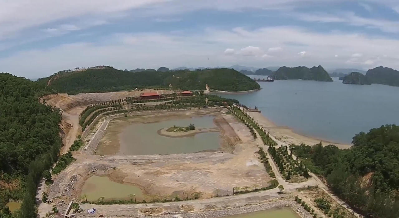 "Đại gia' đất Mỏ chiếm đảo trên vịnh Bái Tử Long xây biệt phủ