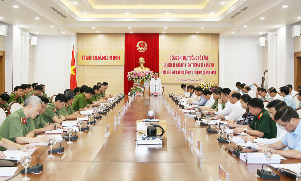 Quảng Ninh đã đoàn kết, dám nghĩ, dám làm, thực hiện toàn diện các nhiệm vụ đề ra