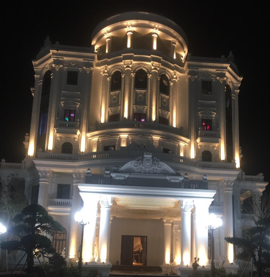 Về Thái Bình chiêm ngưỡng “lâu đài” trăm tỷ của đại gia xăng dầu