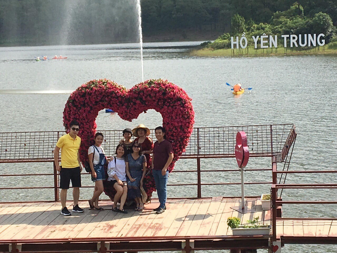 Thành phố Uông Bí (Quảng Ninh): Khơi dậy tiềm năng du lịch sinh thái hồ Yên Trung