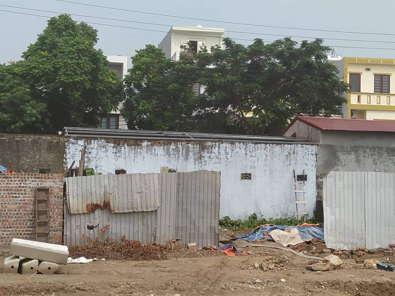 Chủ tịch TP Hải Phòng yêu cầu xử lý nghiêm vụ “giang hồ” ngang nhiên chiếm đất gây xôn xao dư luận