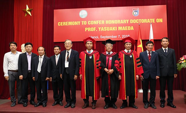 Hàm Danh dự ở các nước Phương Tây và Việt Nam, hiểu thế nào cho đúng?