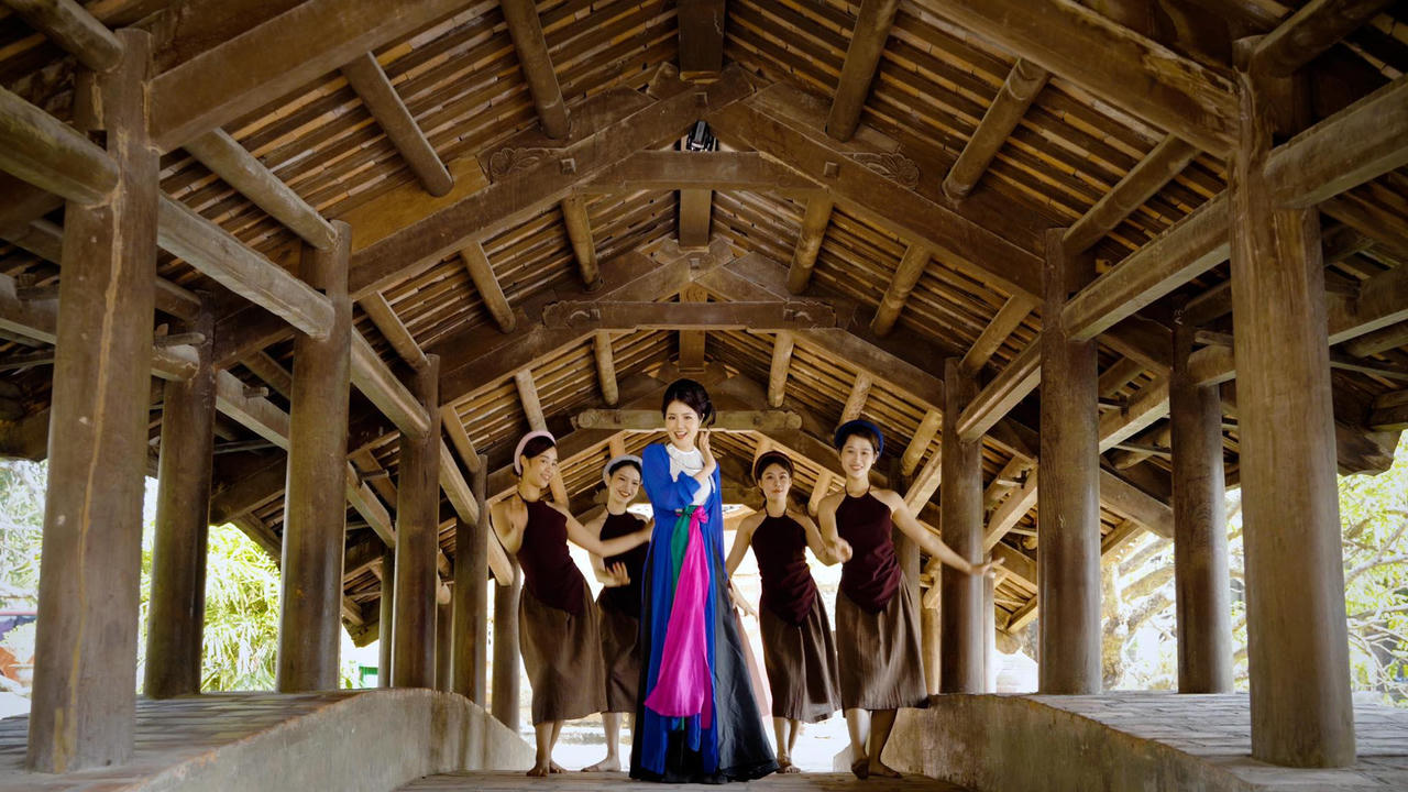 Nghệ sỹ chèo Thanh Huyền: Tự hào khi được theo đuổi nghệ thuật truyền thống 