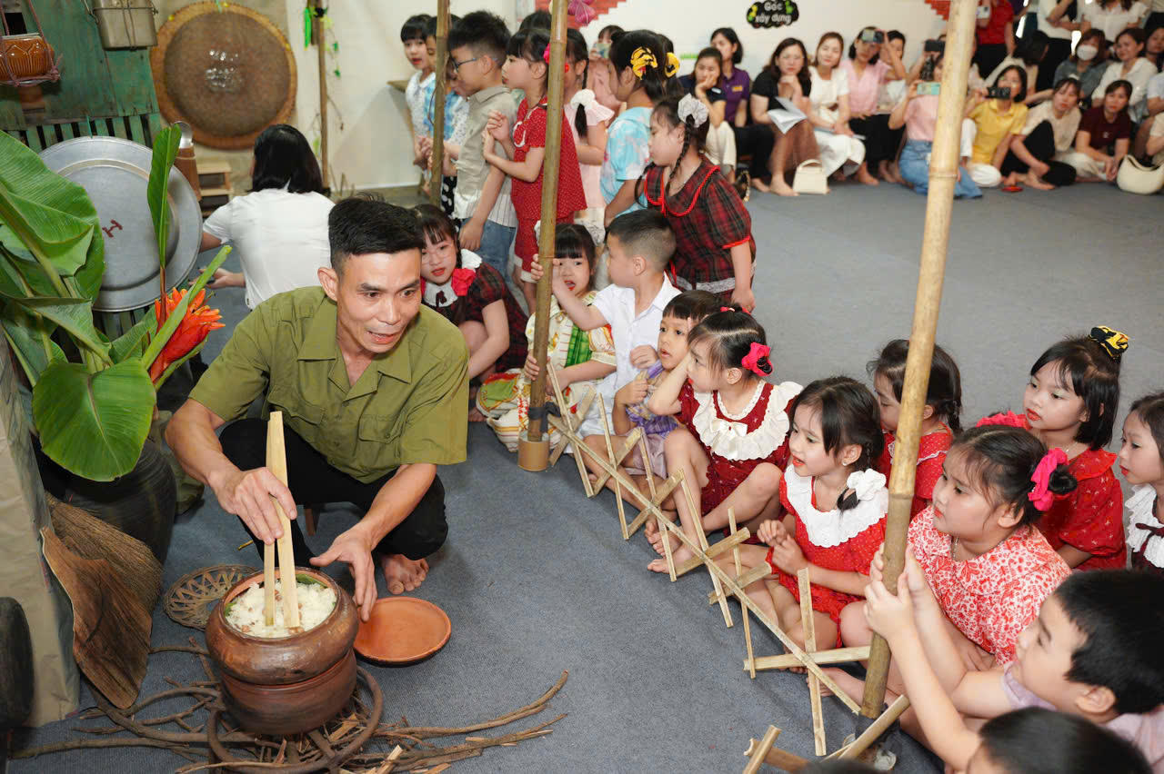 Gia Lâm (Hà Nội): 'Giữ lửa', đổi mới giáo dục mầm non từ những buổi sinh hoạt chuyên đề 