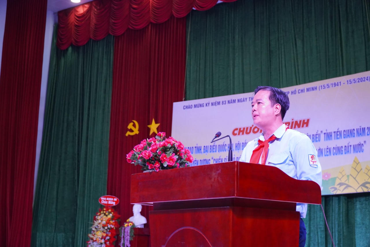 Trẻ em đối thoại trực tiếp với lãnh đạo tỉnh Tiền Giang