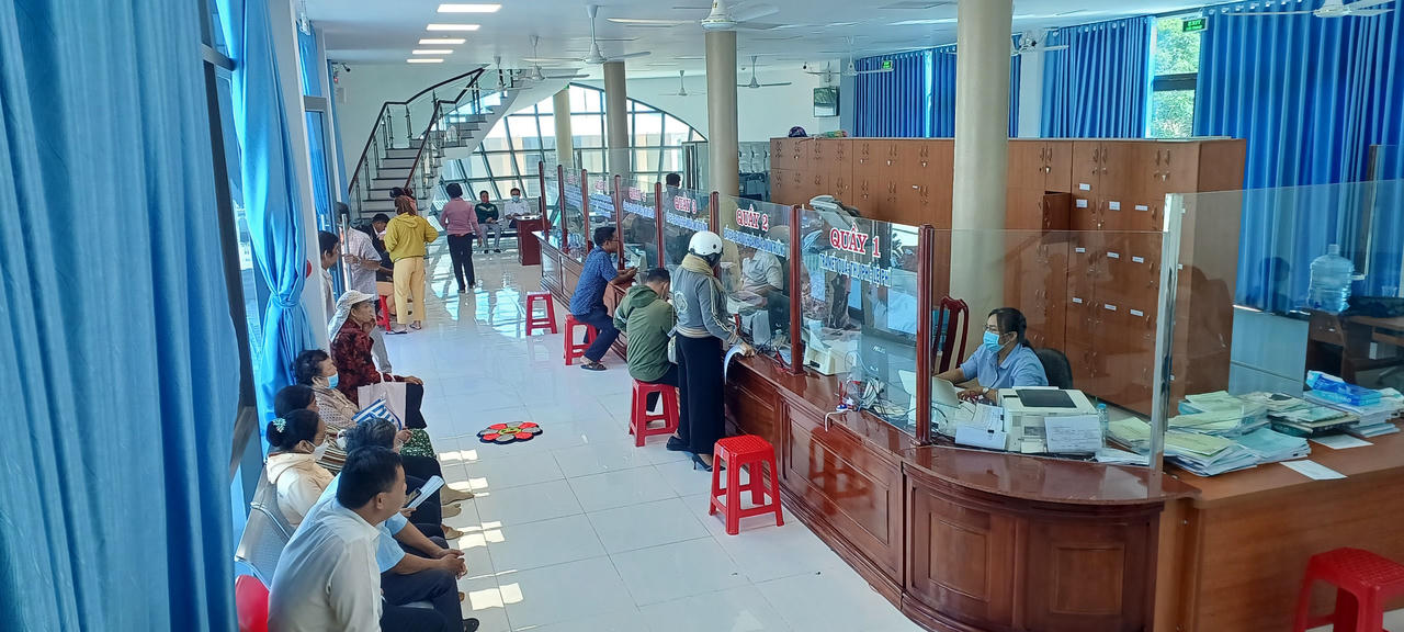 Sự hài lòng của công dân là thước đo đánh giá cải cách hành chính tại huyện Tân Trụ