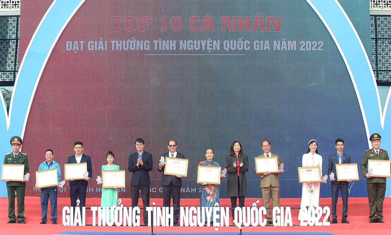 19 cá nhân, tập thể đạt Giải thưởng Tình nguyện Quốc gia năm 2022