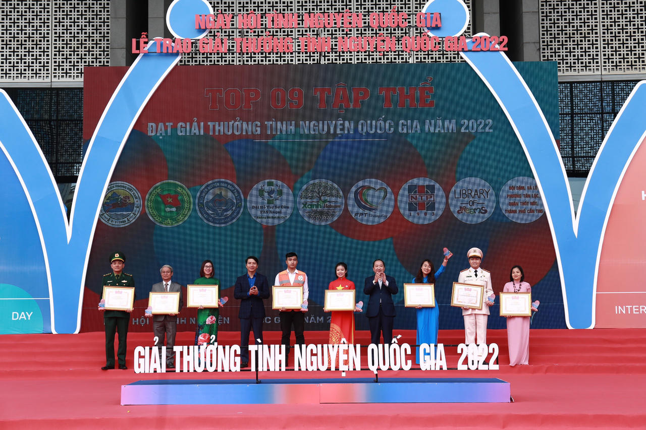 19 cá nhân, tập thể đạt Giải thưởng Tình nguyện Quốc gia năm 2022
