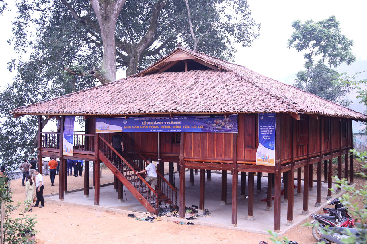 Khánh thành Nhà văn hóa cộng đồng đồng bào dân tộc Lô Lô tại Cao Bằng
