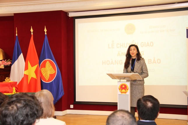 Chặng đường ấn vàng ‘Hoàng đế chi bảo’ hồi hương