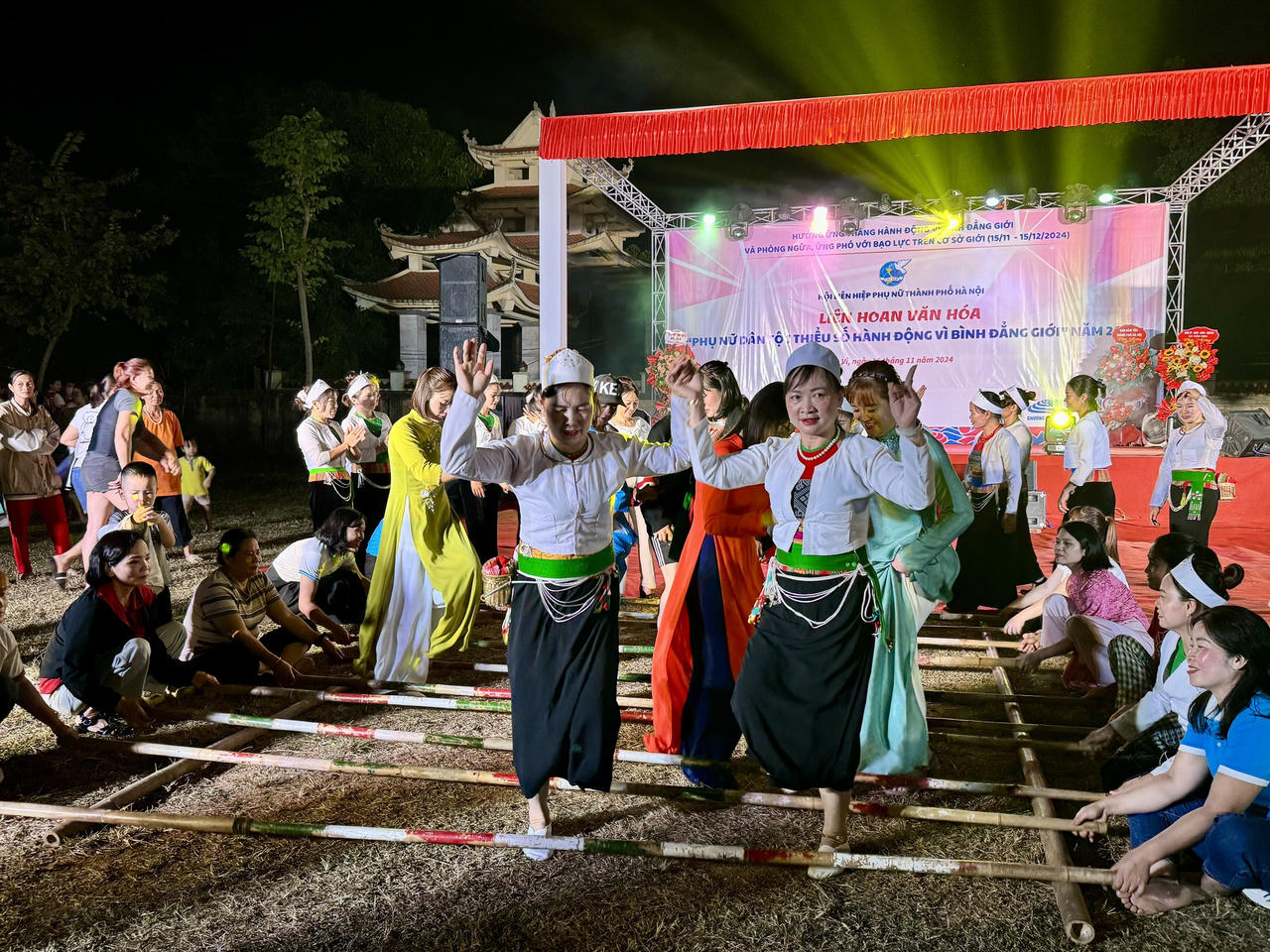 Liên hoan văn hóa 'Phụ nữ dân tộc thiểu số hành động vì bình đẳng giới' tại Hà Nội