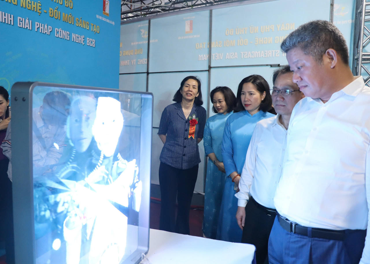 Phụ nữ Thủ đô ứng dụng công nghệ, đổi mới sáng tạo