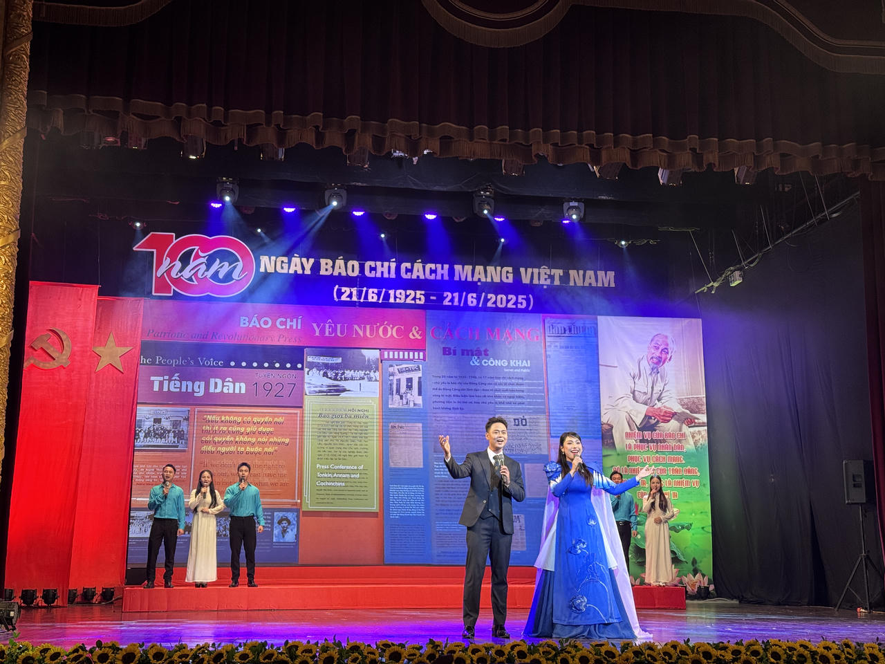 Mãn nhãn chương trình nghệ thuật đặc biệt tôn vinh Báo chí Cách mạng Việt Nam