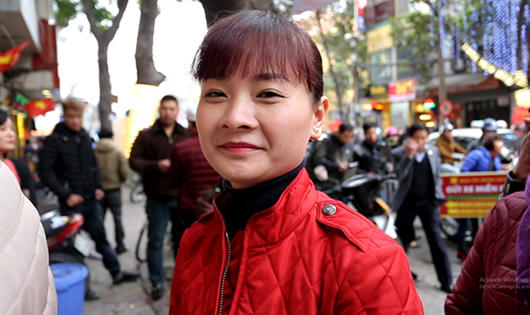 Ngày vía Thần Tài, người dân đi mua vàng như trẩy hội