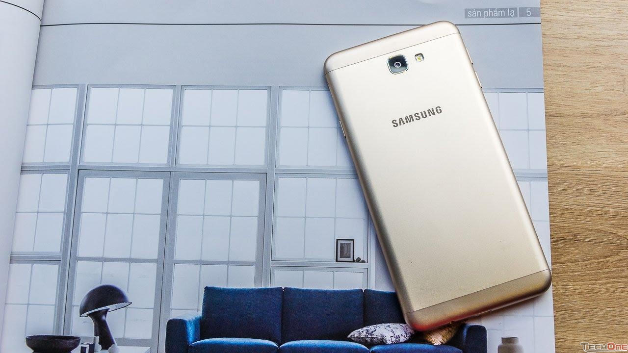 “Kẻ hủy diệt” Galaxy J7 Prime lên kệ rầm rộ, giá 6,3 triệu đồng