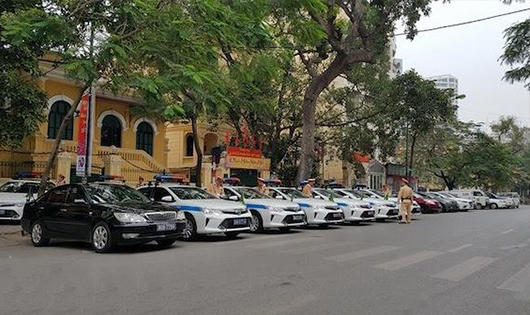 CSGT Hà Nội ra quân bảo an mùa lễ hội xuân 2017