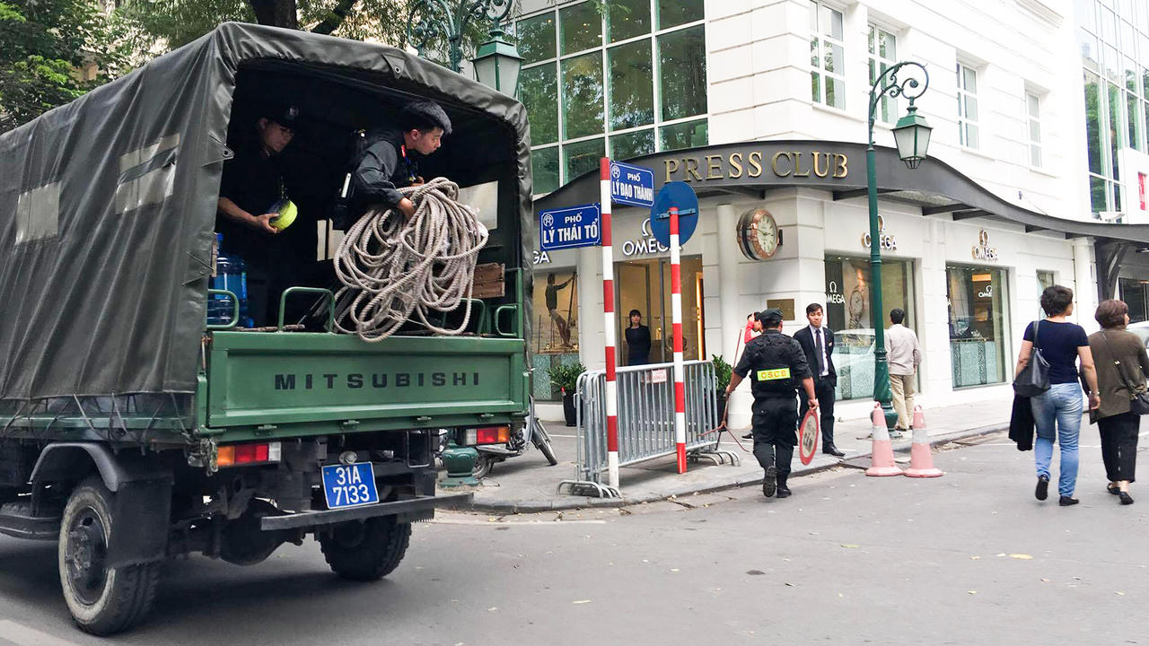 An ninh thắt chặt như thế nào để đón Tổng thống Mỹ Donald Trump đến Hà Nội?