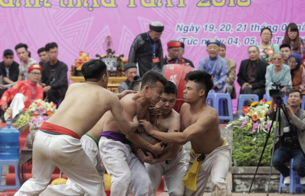 Hà Nội: Độc đáo lễ hội vật cầu truyền thống đình Thúy Lĩnh