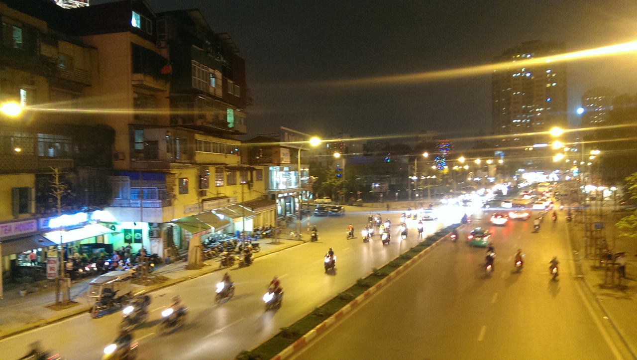 Con đường đẹp nhất Việt Nam lạ lẫm sau khi đốn hạ cây xanh