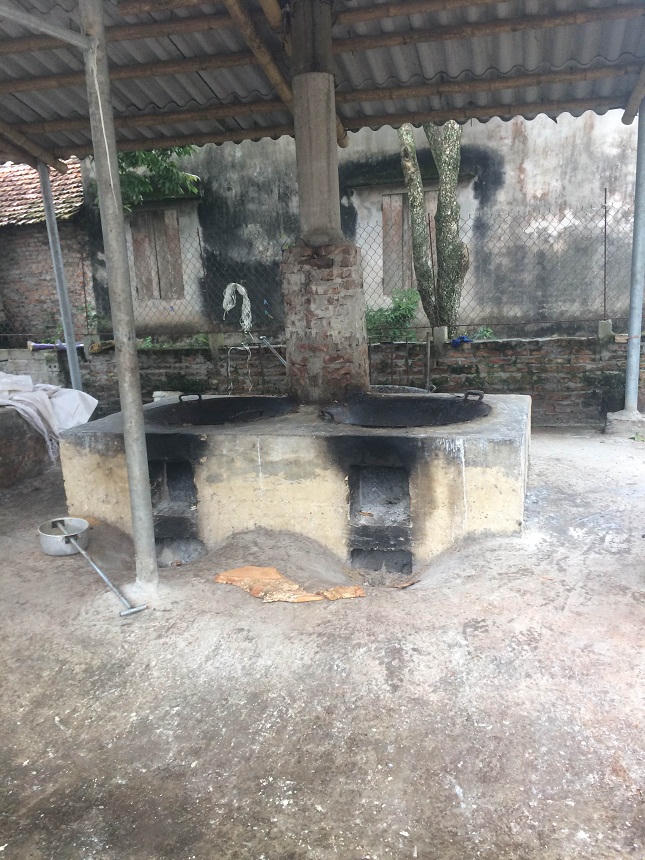 Phát hiện 2 địa điểm tập kết 90 tấn mỡ bẩn ở ngoại thành Hà Nội