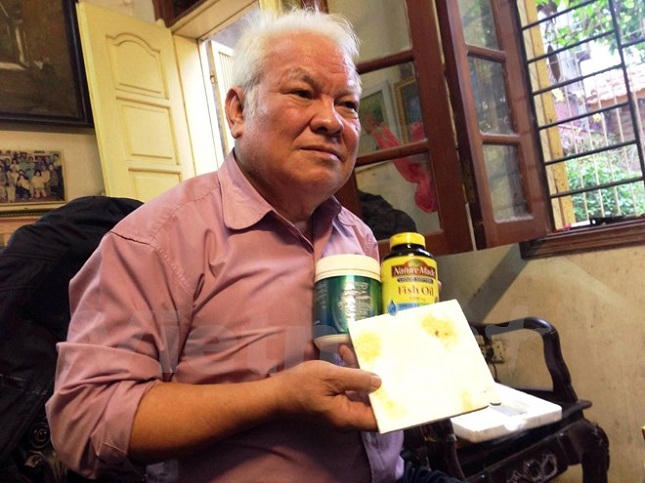 Tiến sỹ vật lý phản hồi thông tin dầu cá ăn mòn xốp