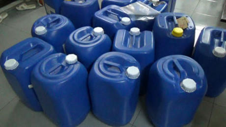 Kinh hoàng: Siro, tương ớt làm bằng hóa chất chuẩn bị được tiêu thụ