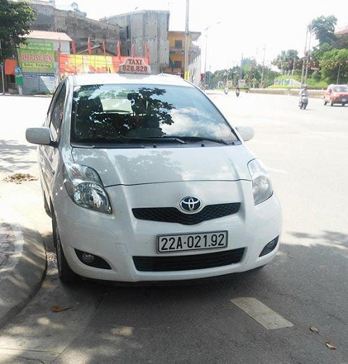 Xuất hiện nhiều taxi hoạt động không phép tại Tuyên Quang