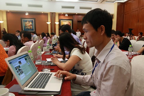 Hội nghị cấp cao dành cho báo điện tử và nhà xuất bản tại Việt Nam