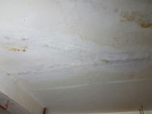 Chung cư tiền tỷ Nam Đô Complex: Nứt hầm, xây dựng quán cà phê sai phép