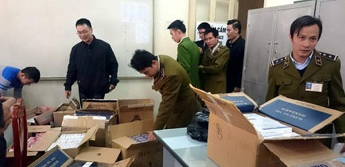 Phát hiện hơn 6000 bao thuốc lá lậu tại khu vực bến xe Mỹ Đình