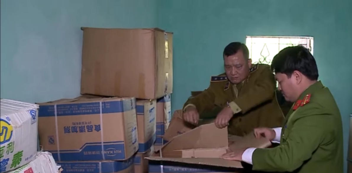 Công ty Aluowa sử dụng 4 tấn nguyên liệu, phụ gia “lậu” sản xuất bim bim