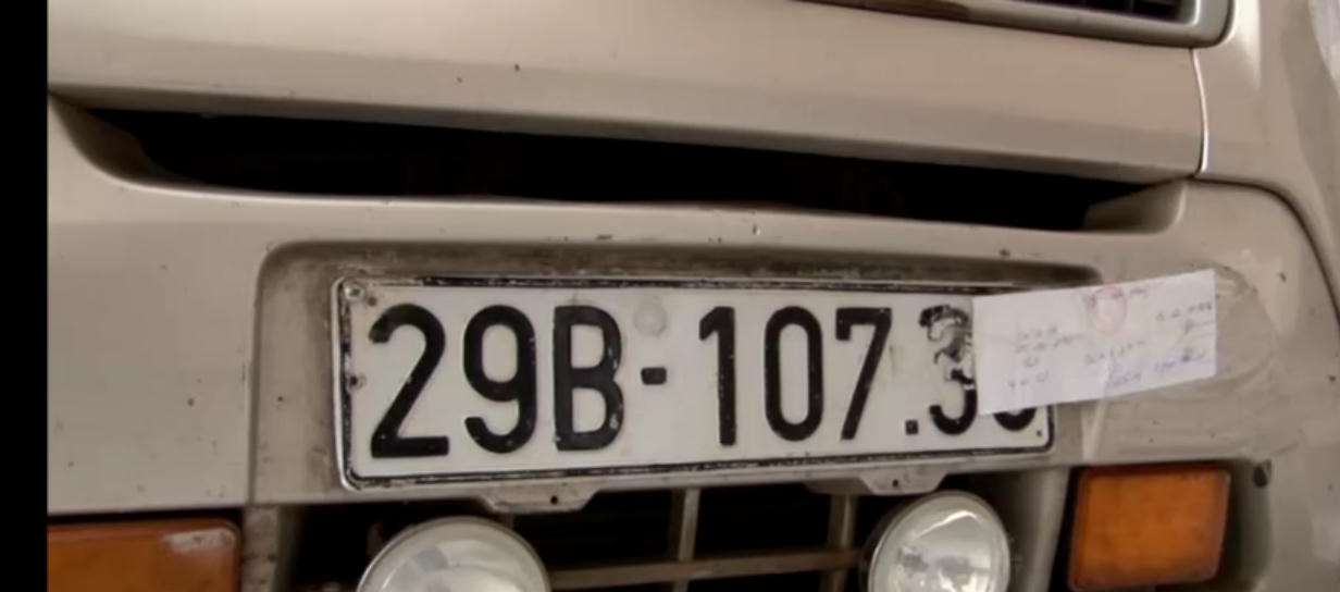 Phát hiện vụ vận chuyển hàng giả nhãn mác thương hiệu nổi tiếng trị giá hơn 1 tỷ đồng