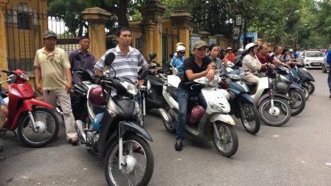 Nhiều sĩ tử Hà Nội làm được 60% bài môn Toán