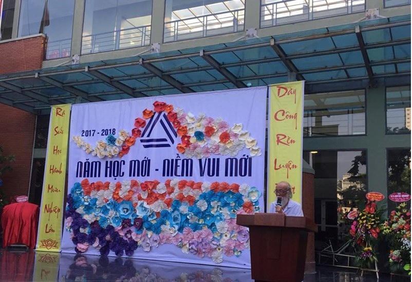 Bộ trưởng Phùng Xuân Nhạ gửi gắm niềm tin vào năm học mới