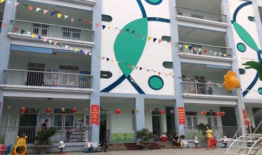 Rau xanh tồn dư thuốc bảo vệ thực vật trong bếp ăn trường mầm non Hoàng Liệt