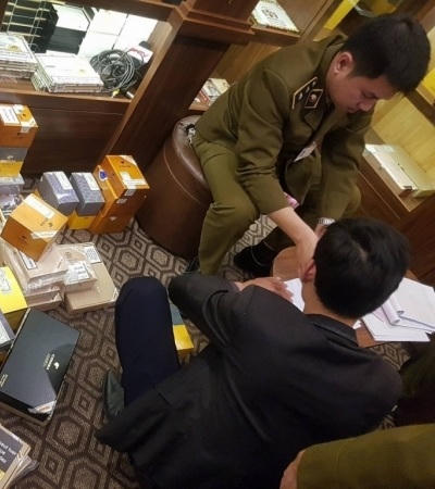 Phát hiện cửa hàng Thế giới xì gà bán hàng không rõ nguồn gốc