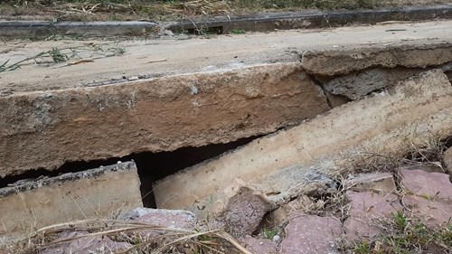 Hòa Bình: Nguy cơ “ngốn” thêm nhiều tỷ đồng để khắc phục sự cố xây dựng TT Chính trị - Hành chính