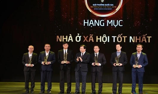 Lộ diện 54 chủ đầu tư và dự án bất động sản xuất sắc nhất
